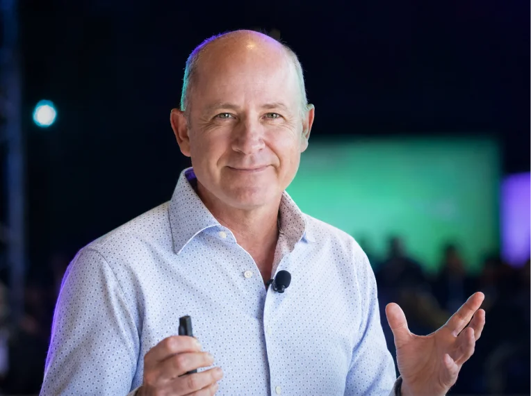 Lew Cirne, fundador da New Relic e palestrante do Wake Up Conferences Brasil 2026